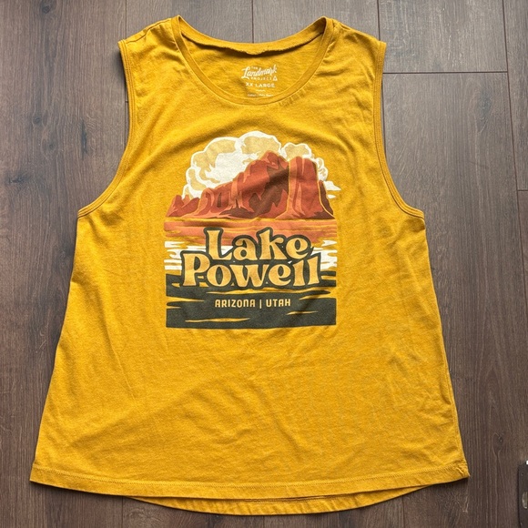 The Landmark Project Tank - Picture 1 of 3